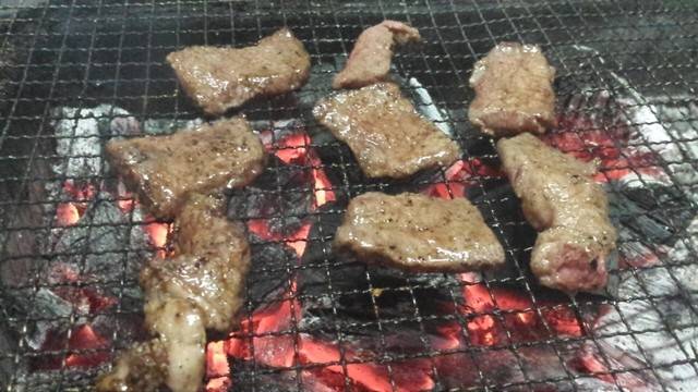 ミートショップはっとり