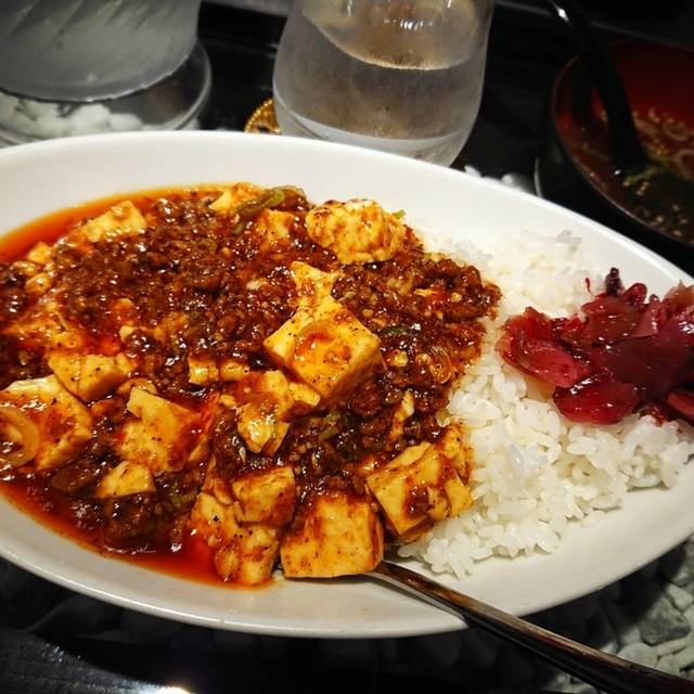 生ラム成吉思汗×本格四川麻婆豆腐の店 辣王